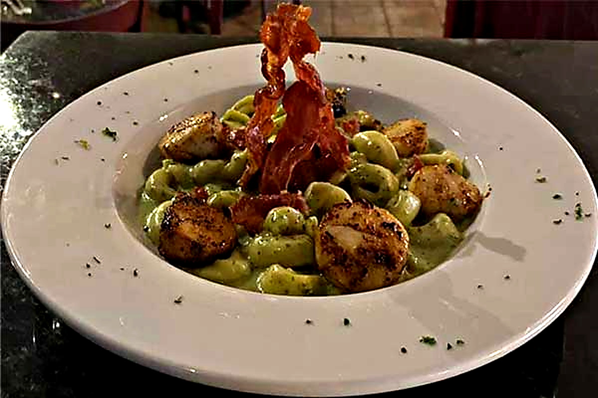 Scallops over Tortellini